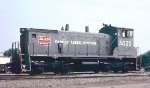 Seaboard System SW1500 #5025, in brand new paint at former Louisville & Nashville Boyles Yard, sits behind the Roundhouse